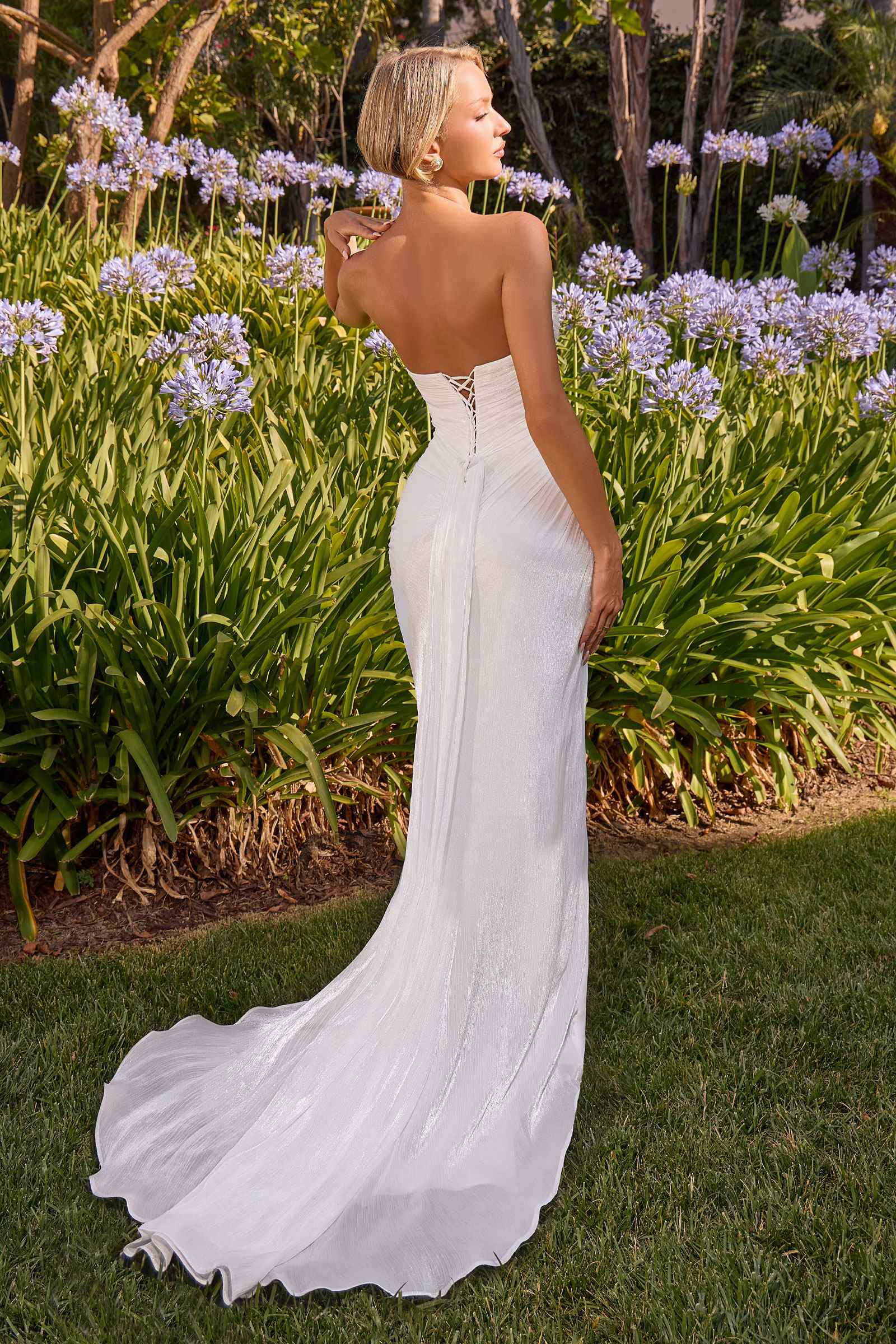 Ladivine CD411W Strapless Sweetheart Fitted Bridal Gown